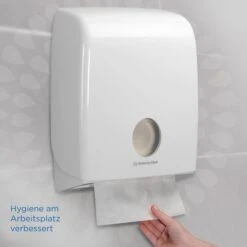 Kimberly-Clark Papierhandtücher Kleenex Ultra 6778, 2-lagig, Interfold-Falz, 21,5 X 31,5cm, 1860 Stück -Tork Shop 725a6ac534f60546652e50a035bbece48c26b1bf papierhandtuecher kleenex ultra 6778