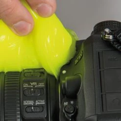 CyberClean Reinigungsmasse Home&Office, Zip-Beutel, Desinfiziert, 80g -Tork Shop bcb1b89f9e87bd9ffca2e04769d76a85ece8987f reinigungsmasse cyberclean homeundoffice