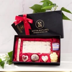 Satin-Naturel Geschenkset Oasis Of Senses, Bio Badepralinen-Set, Handgemacht & Vegan, 7 Stück -Tork Shop ce929fdbac0f294ce3ce57d1afcf2fcbff994f52 geschenkset satin naturel oasis of senses